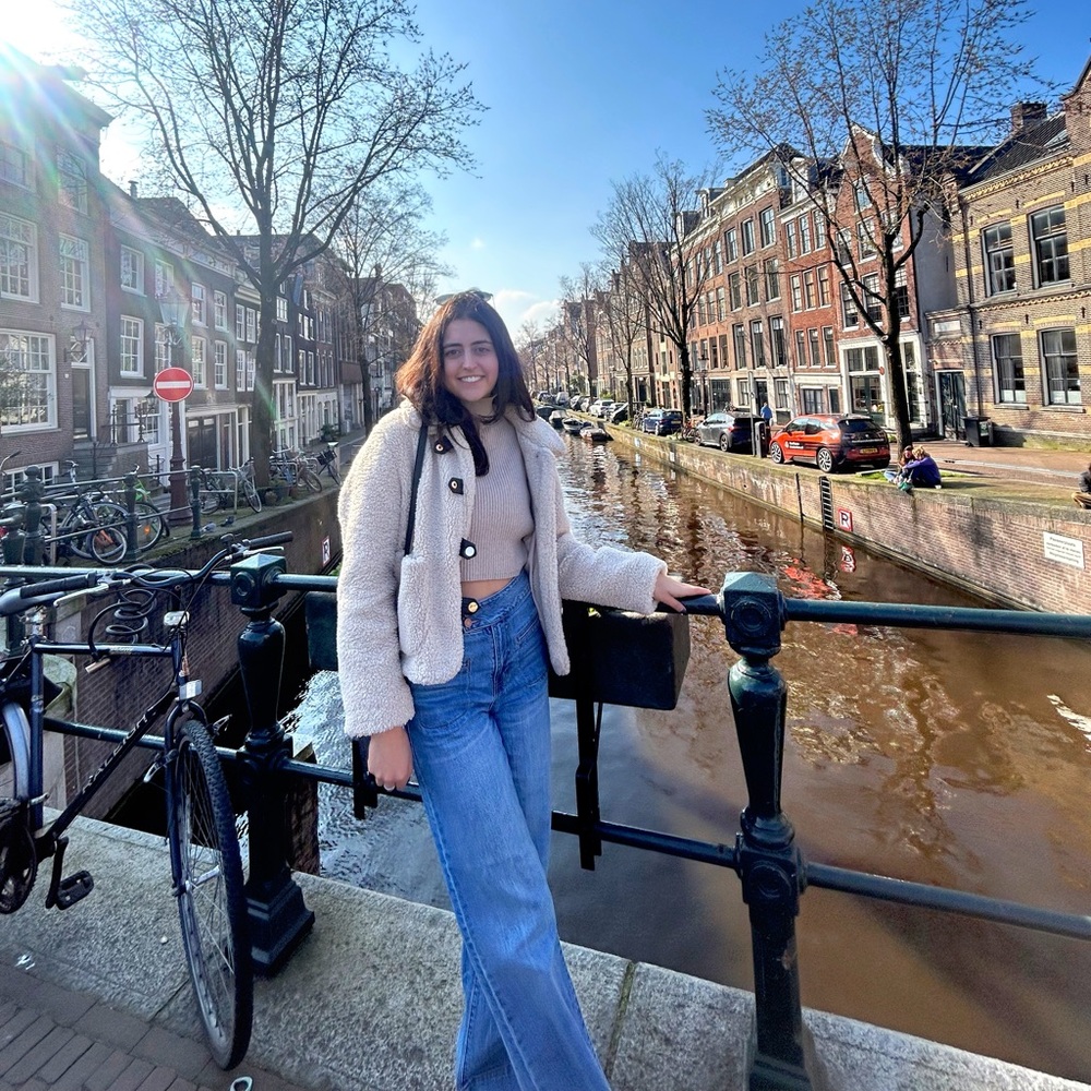 Meet your Posher, Rachel